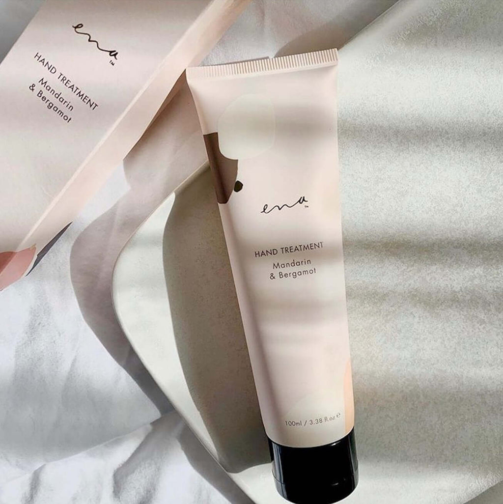 Hand Treatment made on Wurundjeri country with plant-based ingredients and essential oils. Non-greasy and nourishing included in the hamper by curated with conscience