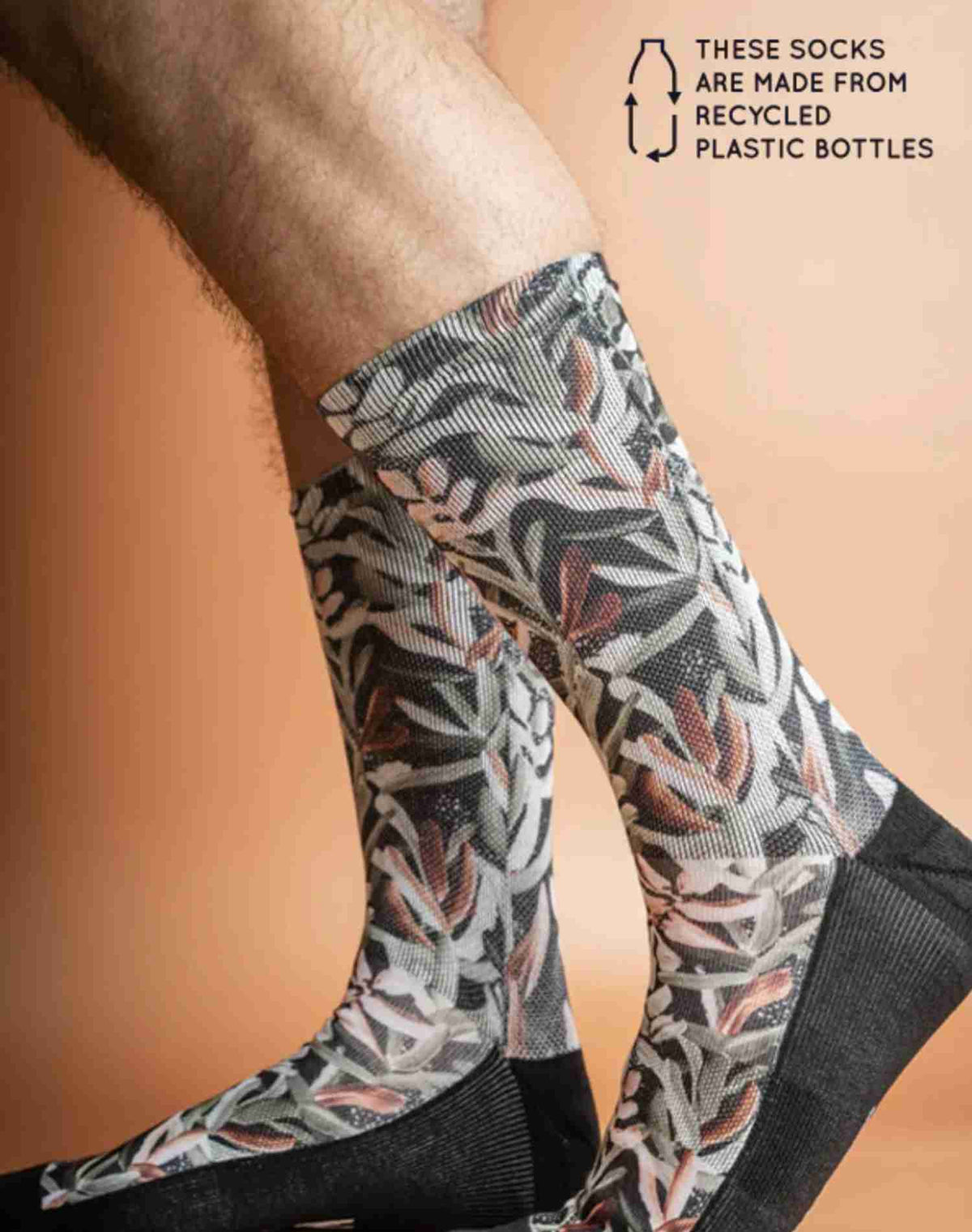 Stylish men’s socks made from recycled plastic bottles with a soft silky knit by Peggy and Finn