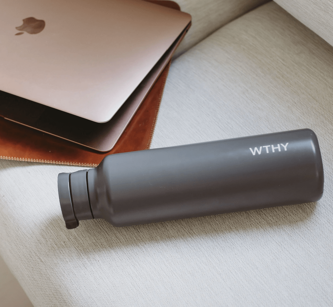 Stylish Worthy drink bottle made in Australia from 100% sustainable sugar cane, carbon-neutral, eco-friendly, non-toxic, and fully recyclable.