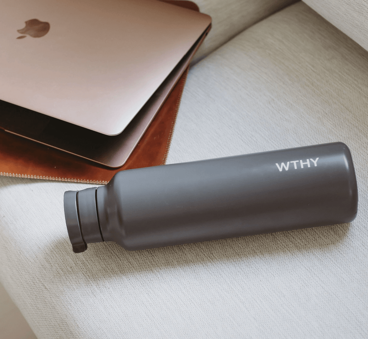 Stylish Worthy drink bottle made in Australia from 100% sustainable sugar cane, carbon-neutral, eco-friendly, non-toxic, and fully recyclable.